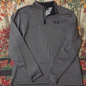 Men’s under armour half-zip.